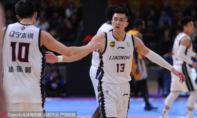 最新战报:篮球豪取连胜,冠军在望 最新战报:篮球豪取连胜,冠军在望