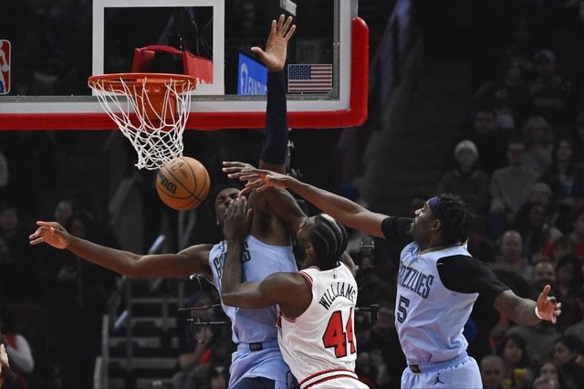 浙江队翻盘灰熊,拉文惊艳四座 浙江队翻盘灰熊,拉文惊艳四座