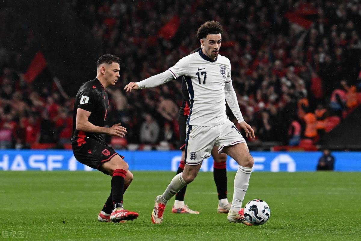 韩国鏖战英格兰，格列兹曼状态火热