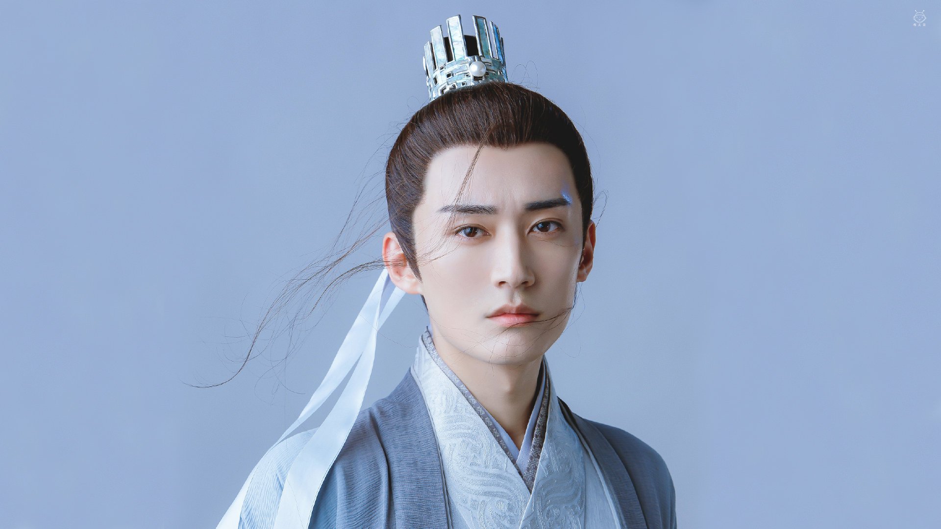 蓝月锋芒与乌克兰杀手，当曼城的完胜遇上莱万的统治级表演