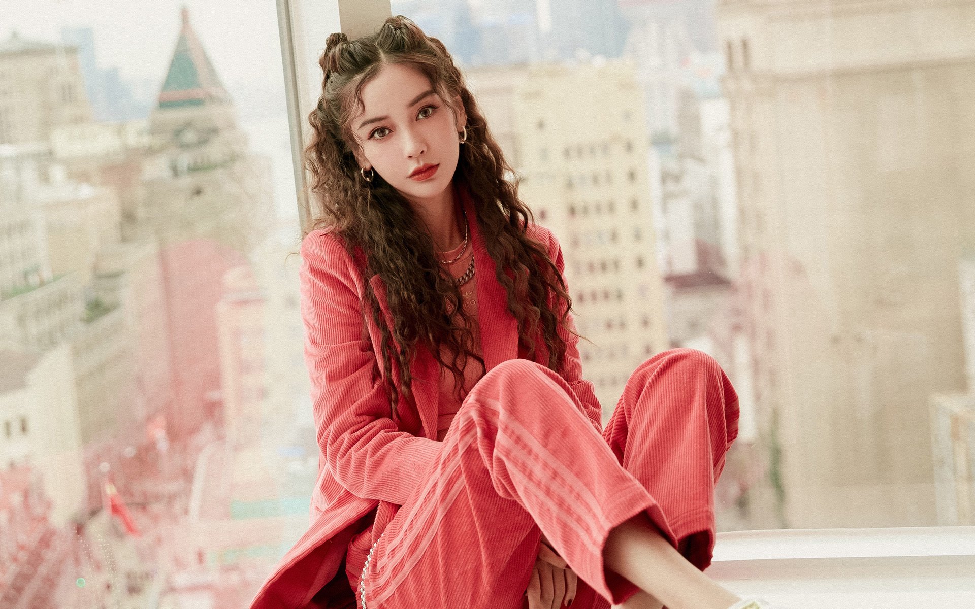 安菲尔德心脏与荷兰回声,贝林厄姆点燃的传承之火