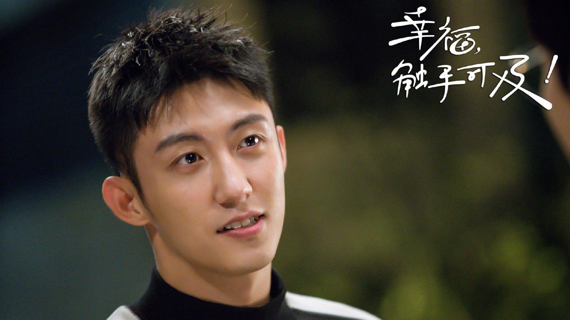 夜幕下的绝杀者，门迪一夫当关，里昂终场逆转那不勒斯