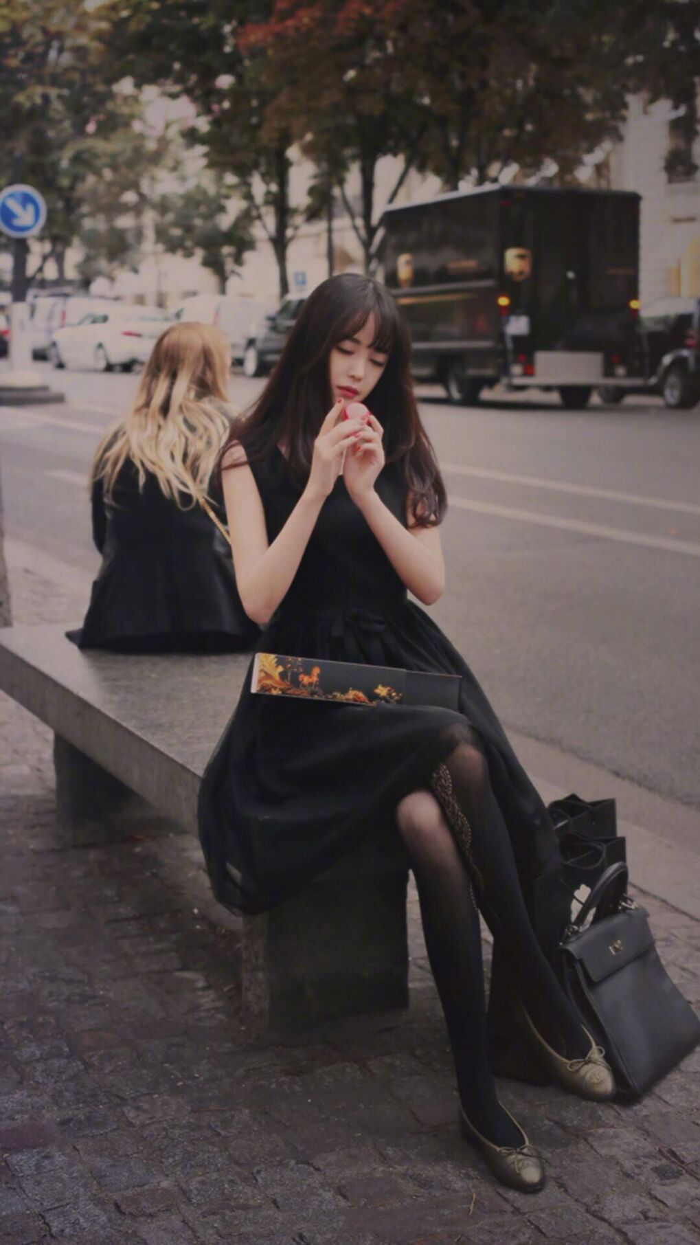 时间褶皱中的对决，当土耳其淘汰塞维利亚，孔德在2026年接管比赛