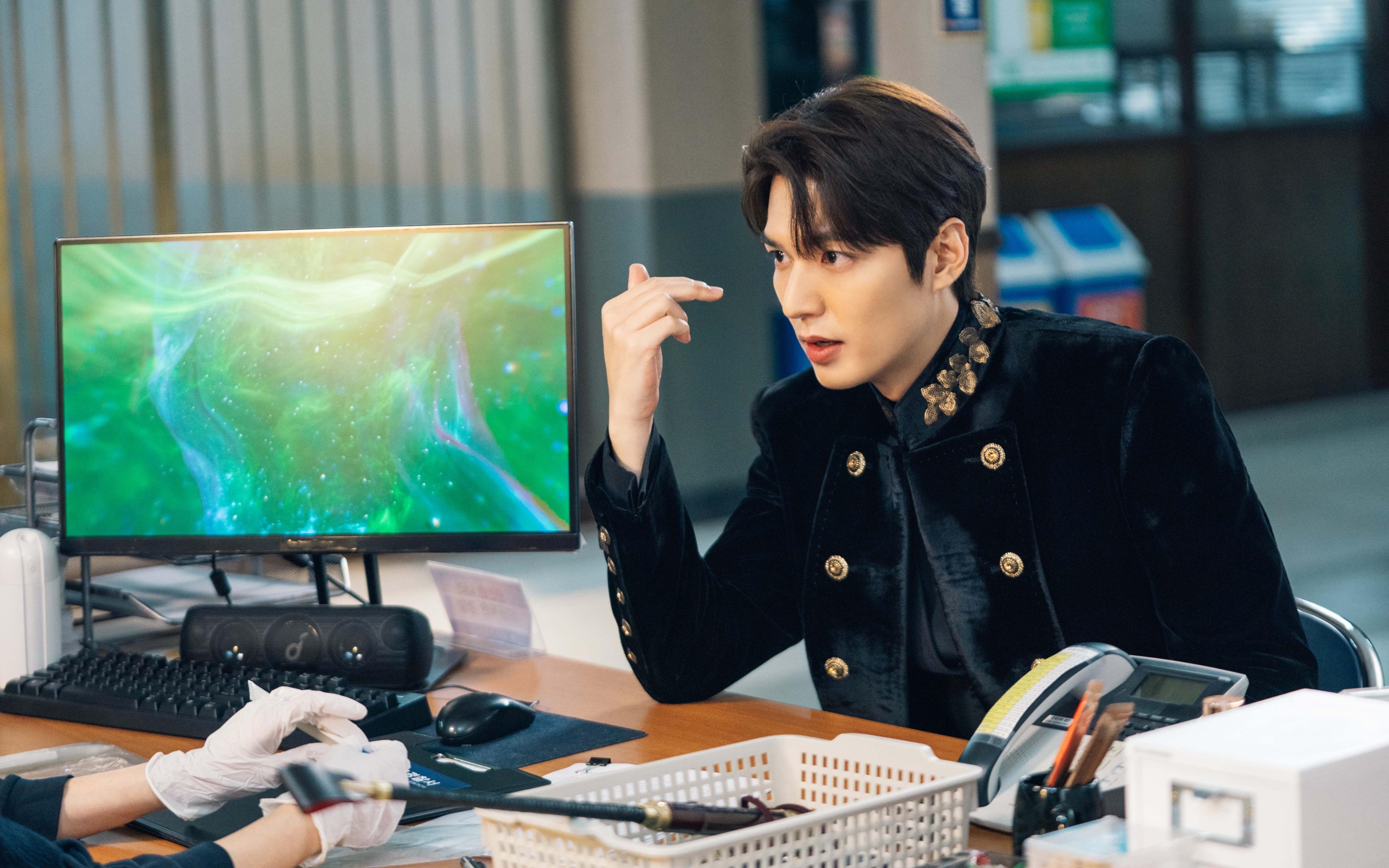 烈焰焚沙，喀麦隆逆袭火焰吞噬塞内加尔，加维化身命运密钥