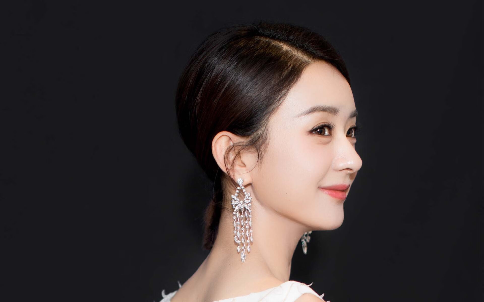 戈贝尔空降CBA之夜，当法式巨塔在山西主场轰下23分统治京城防线